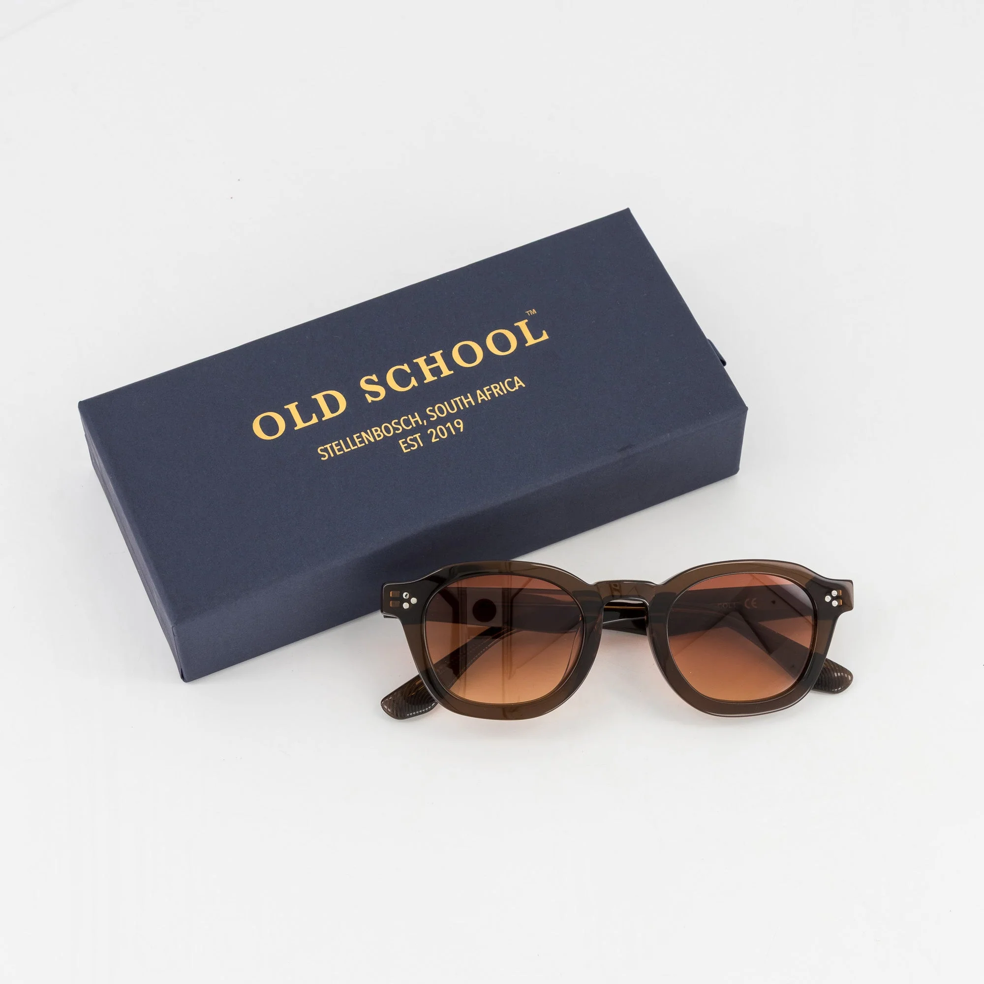 Old School Leisure Heritage Acetate Sunglasses – Tobacco Brown - Image 3