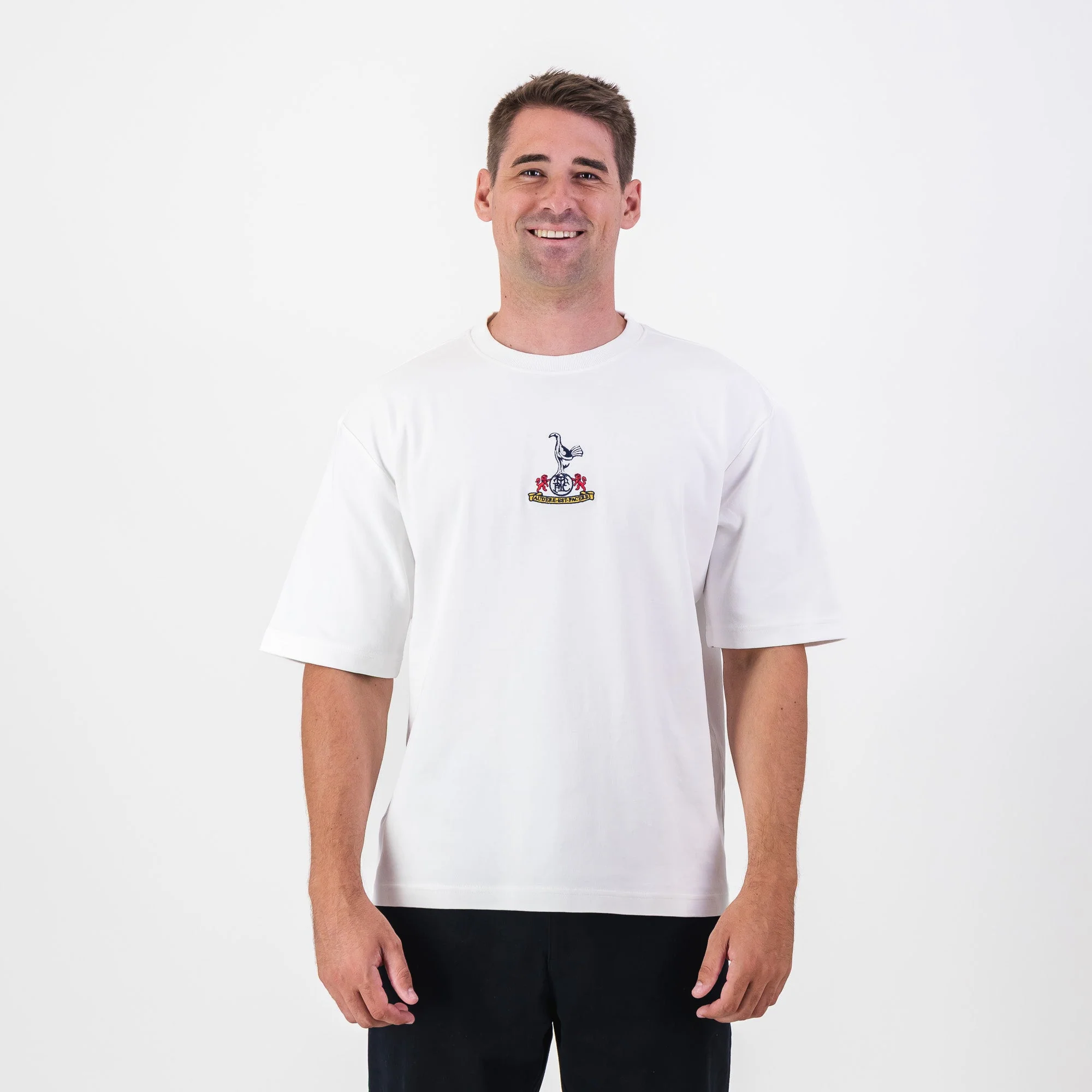Tottenham Hotspur Retro Relaxed T-Shirt - Image 4